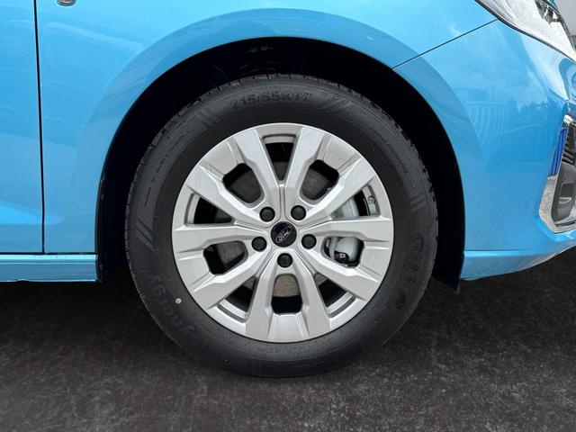 Neue Ford Grand Tourneo Titanium L2 7 Sitzer kaufen