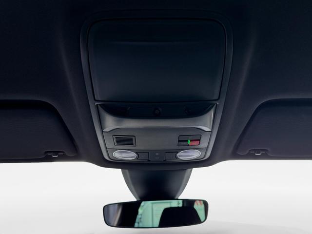 Neue Skoda Karoq 2,0 TSI 4x4 DSG Sportline kaufen