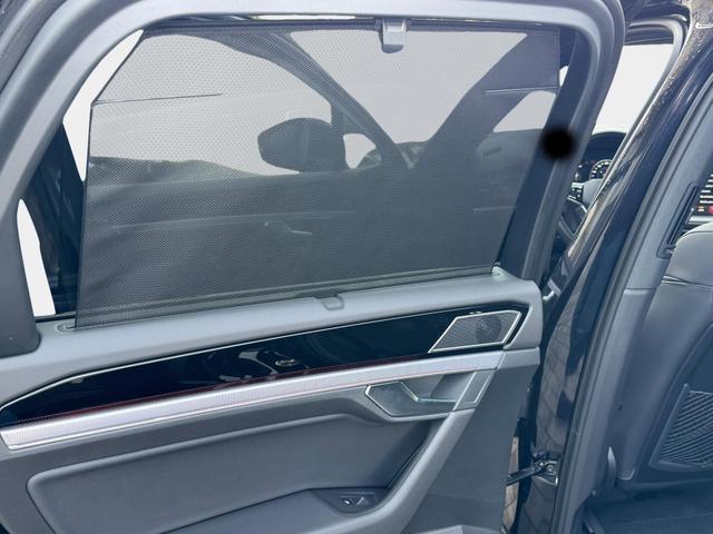 Gebraucht Volkswagen Touareg 3.0 V6 R-Line kaufen