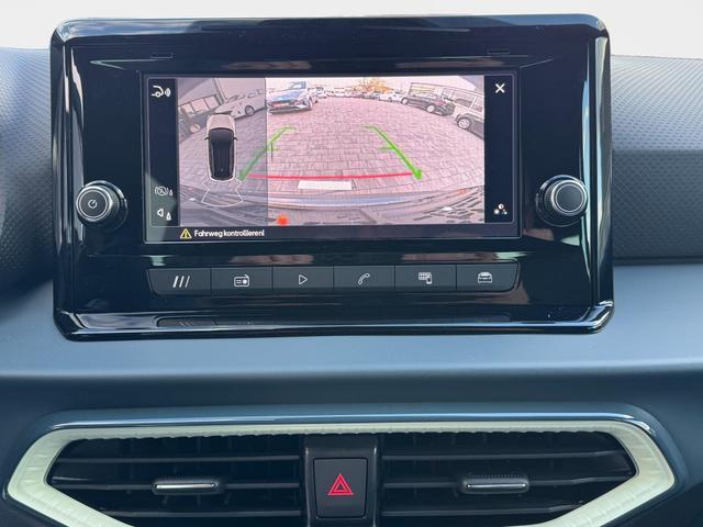 Seat Arona Style 1,0 TSI MO26 2ZoKlima ACC Kamera Sitzheizung Einparkhilfe Apple Car Play 5J Garantie 