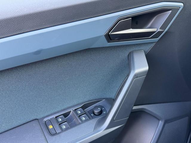 Seat Arona Style 1,0 TSI MO26 2ZoKlima ACC Kamera Sitzheizung Einparkhilfe Apple Car Play 5J Garantie 