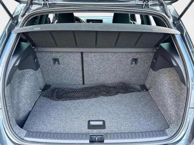 Seat Arona Style 1,0 TSI MO26 2ZoKlima ACC Kamera Sitzheizung Einparkhilfe Apple Car Play 5J Garantie 