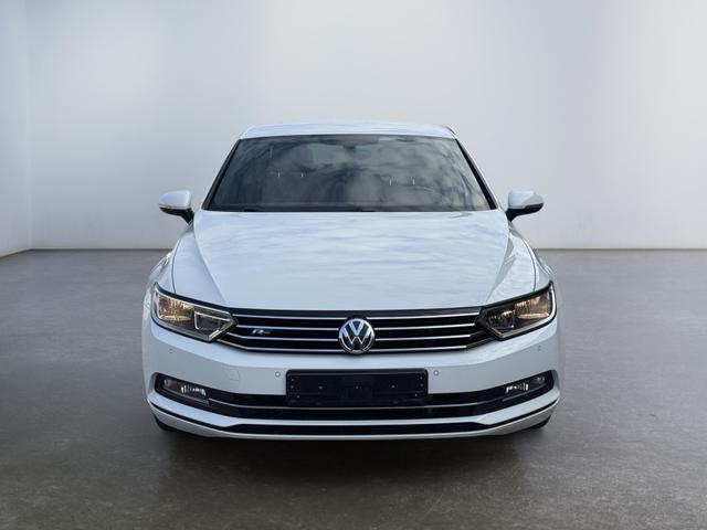 Gebraucht Volkswagen Passat 1.8 TSI DSG R-Line kaufen