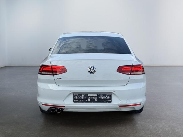 Gebraucht Volkswagen Passat 1.8 TSI DSG R-Line kaufen