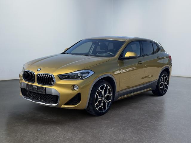 BMW X2 - sDrive18d M Sport X Panorama Sitzheizung Navigation Paket