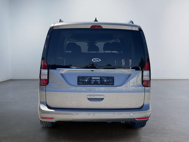 Ford Grand Tourneo Titanium