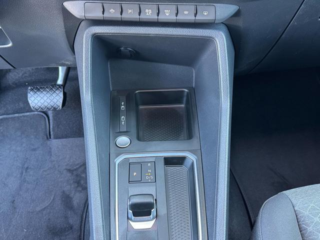 Ford Grand Tourneo Titanium