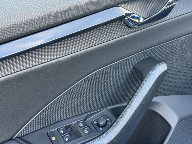 Skoda Octavia Combi 1.5 TSI Sportline 2ZoKlima LED Sitzheizung Apple 