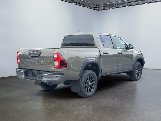 Reimport Toyota Hilux INVINCIBLE Double Cab 2.8 D-4D 4x4 kaufen