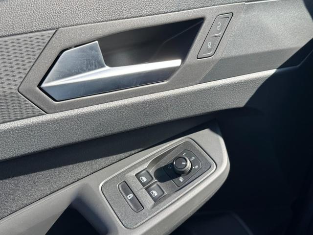 Reimport Ford Grand Tourneo Connect Titanium 1,5 L2 7 Sitzer kaufen