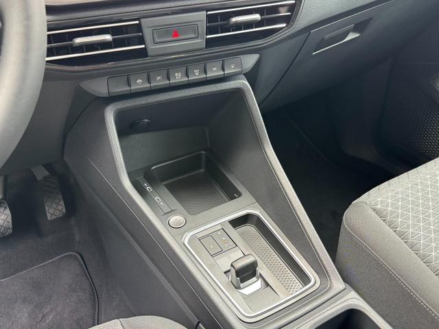 Ford Grand Tourneo Titanium 1,5 L2 7 Sitzer Klimaautomatik Anh&auml;ngerkupplung Sitzheizung Einparkhilfe Kamera 17 Zoll Leichtmetall ACC 
