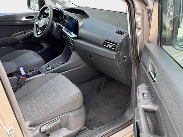 Ford Grand Tourneo Titanium 1,5 L2 7 Sitzer Klimaautomatik Anh&auml;ngerkupplung Sitzheizung Einparkhilfe Kamera 17 Zoll Leichtmetall ACC 