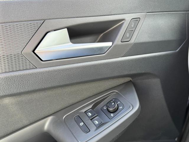 Ford Grand Tourneo Connect Titanium 1,5 L2 7 Sitzer 