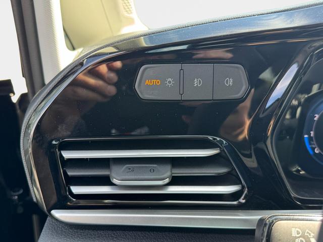 Ford Grand Tourneo Connect Titanium 1,5 L2 7 Sitzer Klimaautomatik 
