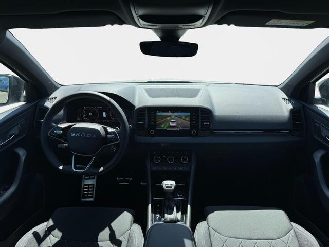 Skoda Karoq Sportline 1,5 TSI DSG 2ZKlima 4x Sitzheizung beheizte Frontscheibe Canton Totewinkel 5J Garantie 