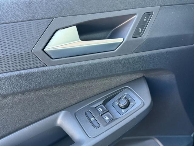 Ford Grand Tourneo Titanium 2,0 TDCI L2 7 Sitzer Klimaautomatik Anh&auml;ngerkupplung Sitzheizung Einparkhilfe Kamera 17 Zoll Leichtmetall ACC 