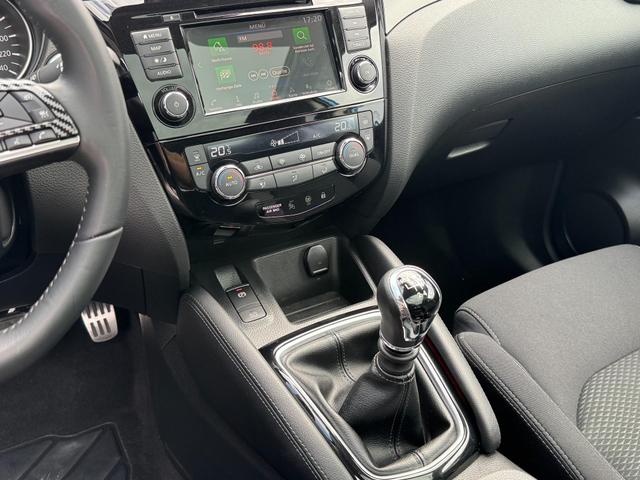 Gebraucht Nissan Qashqai 1.3 DIG-T N-Connecta kaufen