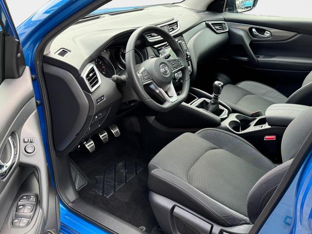 Gebraucht Nissan Qashqai 1.3 DIG-T N-Connecta kaufen