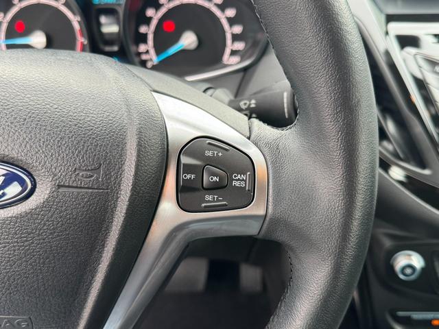 Gebraucht Ford B-MAX 1.6 AT Titanium kaufen