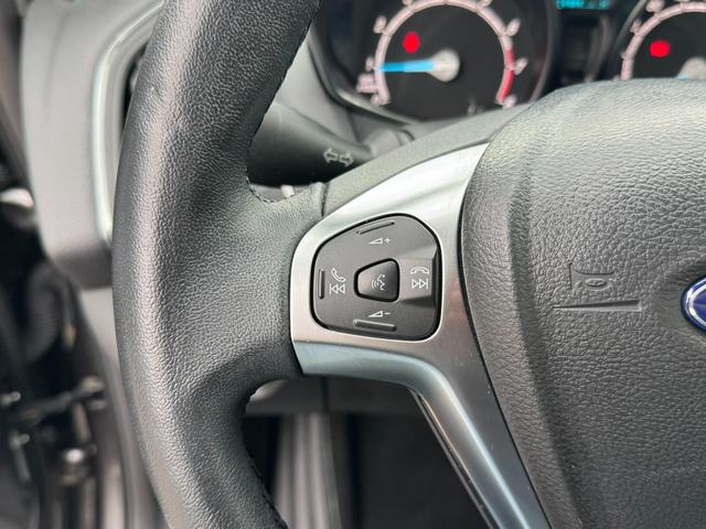 Gebraucht Ford B-MAX 1.6 AT Titanium kaufen