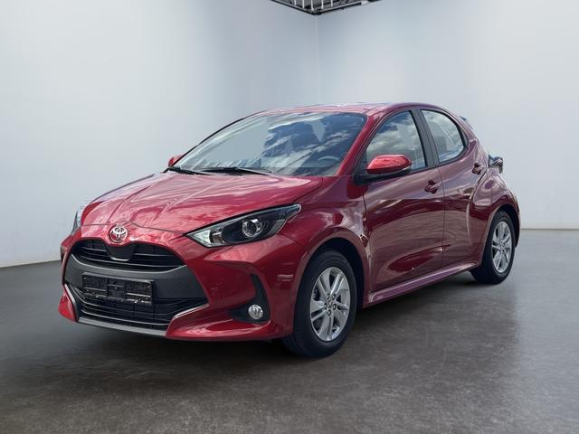 Toyota Yaris - Comfort Kamera Klimaautomatik ACC Alu Felgen NSW