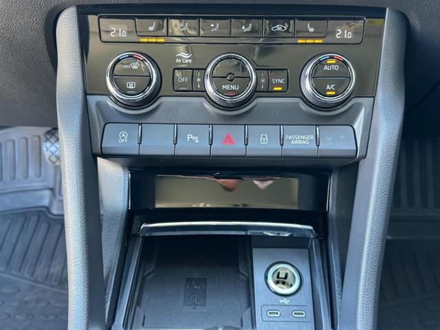 Gebraucht Skoda Karoq 1,5 TSI Style kaufen