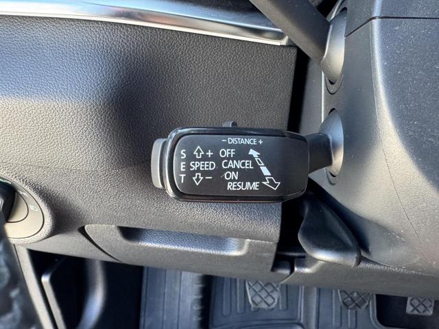 Gebraucht Skoda Karoq 1,5 TSI Style kaufen