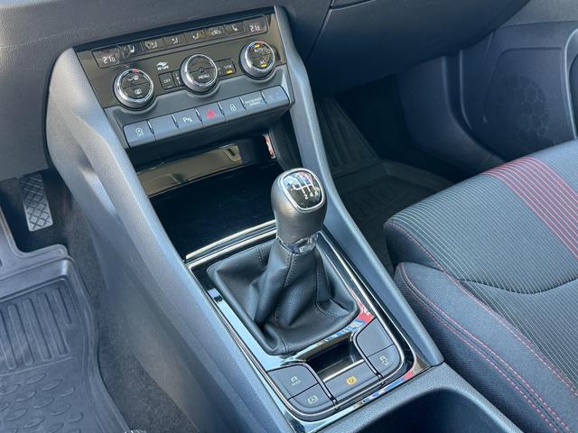 Gebraucht Skoda Karoq 1,5 TSI Style kaufen
