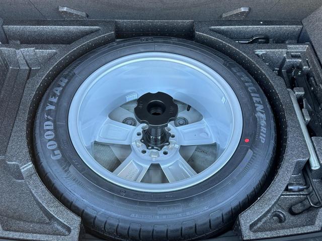 Gebraucht Skoda Karoq 1,5 TSI Style kaufen