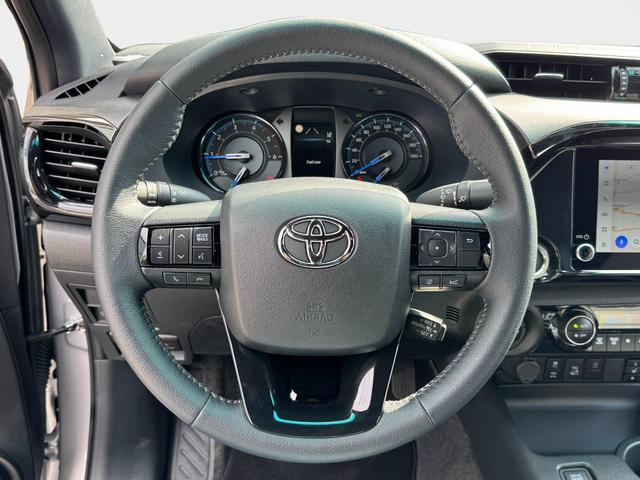 Reimport Toyota Hilux INVINCIBLE Double Cab 4x4 kaufen