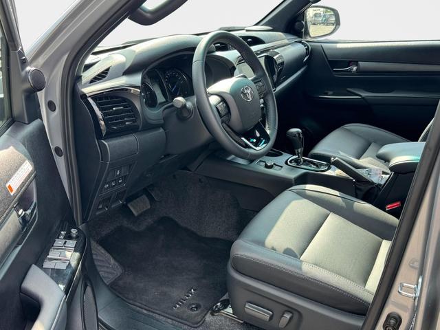 Reimport Toyota Hilux INVINCIBLE Double Cab 4x4 kaufen