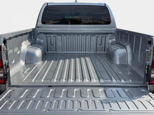 Reimport Toyota Hilux INVINCIBLE Double Cab 4x4 kaufen