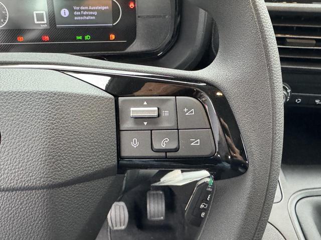 EU Neuwagen Toyota Proace City Verso L2 7 Sitzer 