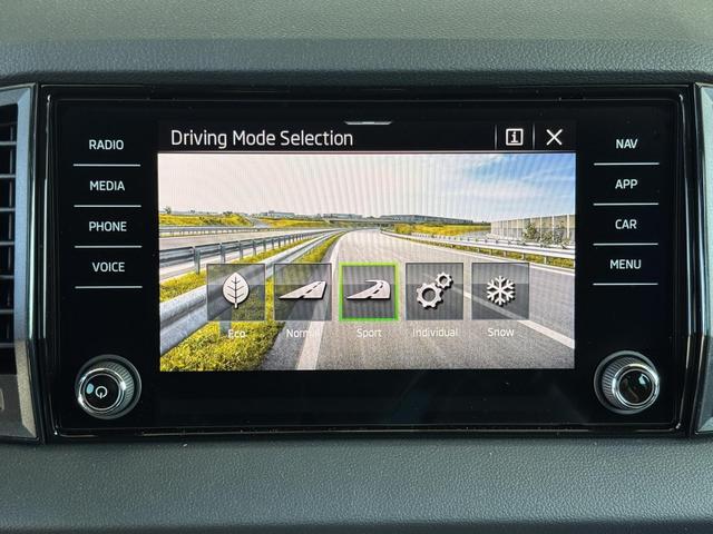 EU-Neuwagen Skoda Karoq Sportline 2,0 TSI 4x4 DSG