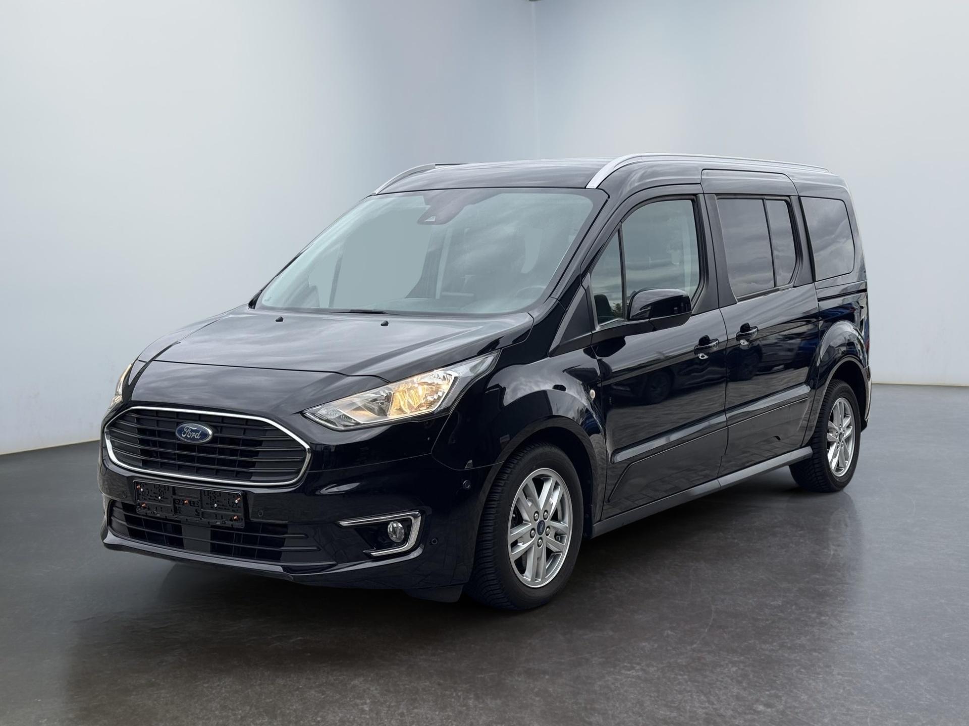 Gebraucht Ford Grand Tourneo 1,5 TDCI AT Titanium kaufen