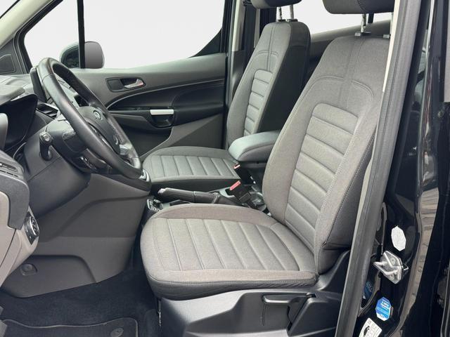 Gebraucht Ford Grand Tourneo 1,5 TDCI AT Titanium kaufen