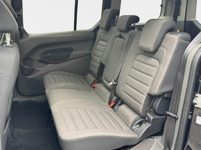 Gebraucht Ford Grand Tourneo 1,5 TDCI AT Titanium kaufen