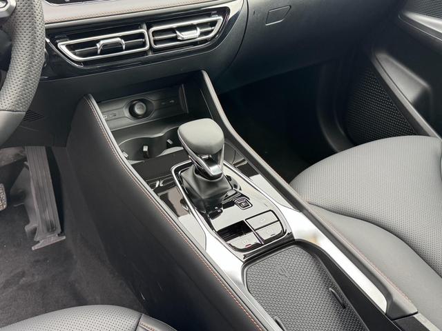 Reimport MG HS 1,5 Luxury Hybrid+ Leder 360&deg; 19 Zoll kaufen