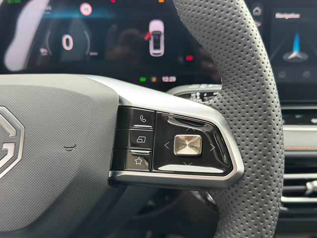 Reimport MG HS 1,5 Luxury Hybrid+ Leder 360&deg; 19 Zoll kaufen
