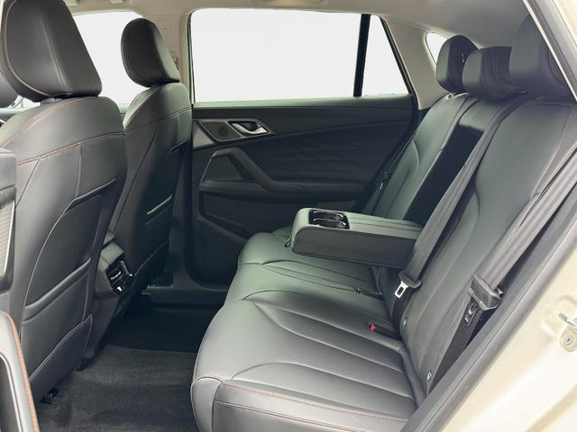 Reimport MG HS 1,5 Luxury Hybrid+ Leder 360&deg; 19 Zoll kaufen