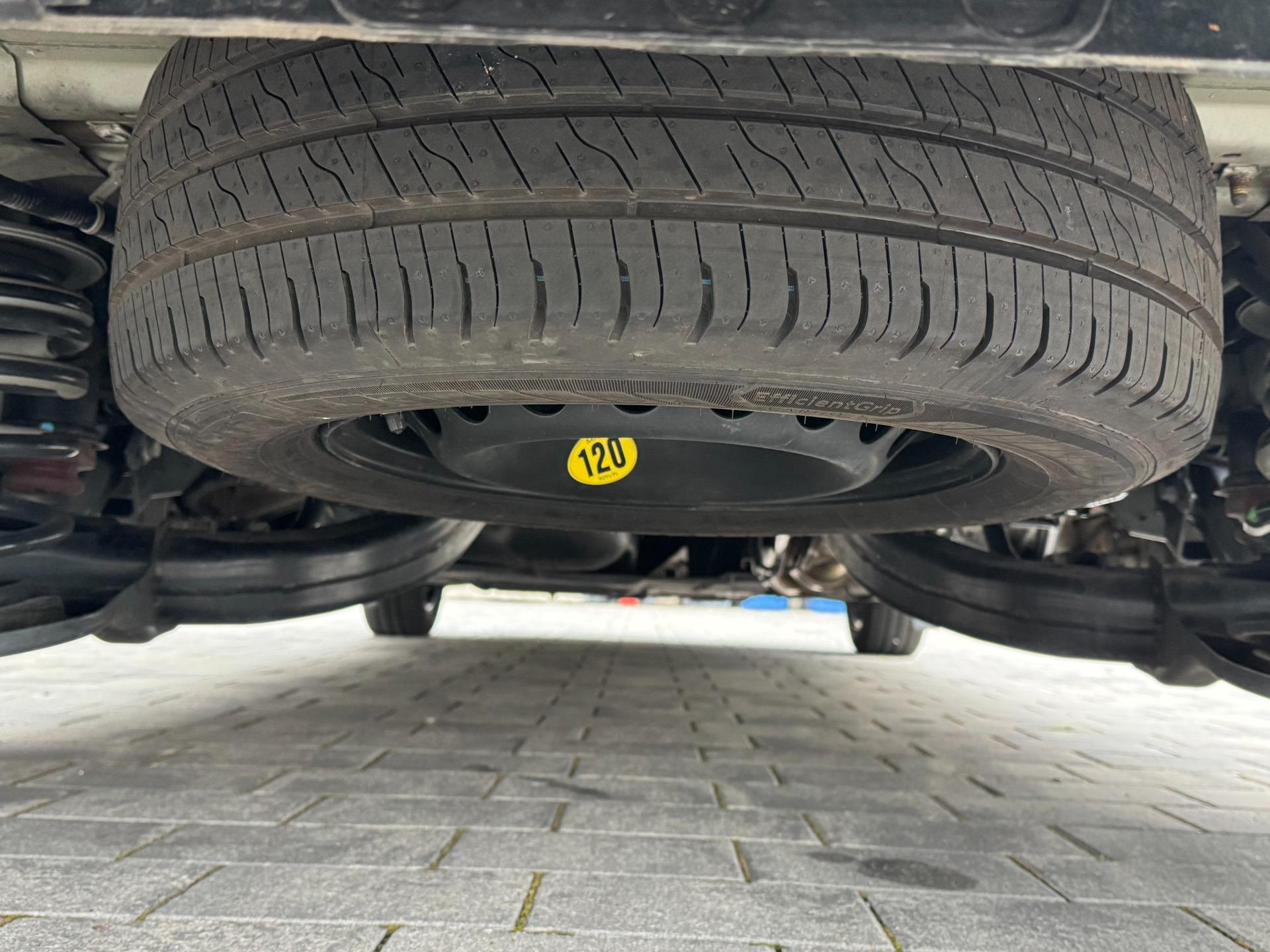 Gebraucht Ford Tourneo Custom L2 Titanium kaufen