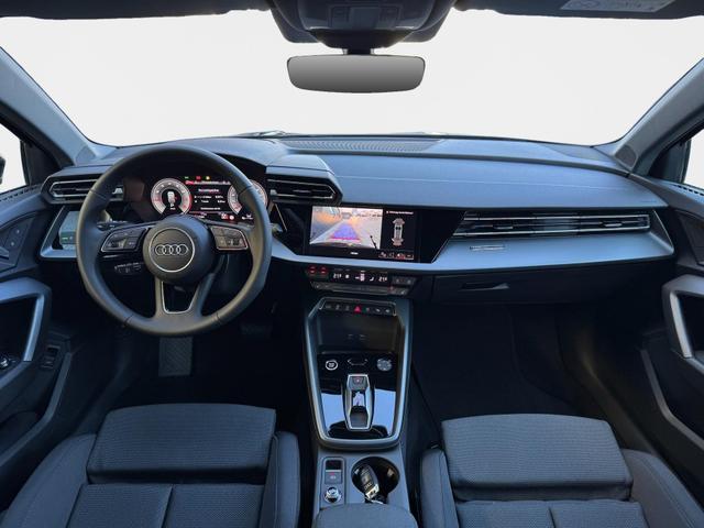 Audi A3 TFSI 150 S tronic line AHK Matrix ACC elHk SpSi 3JG 