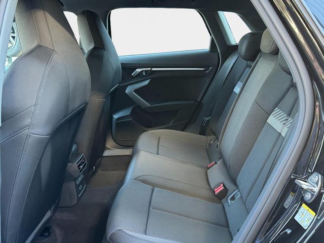 Audi A3 TFSI 150 S tronic line AHK Matrix ACC elHk SpSi 3JG 