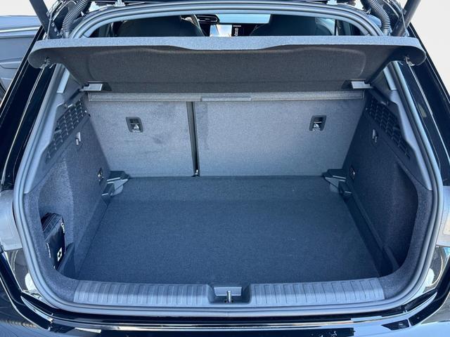 Audi A3 TFSI 150 S tronic line AHK Matrix ACC elHk SpSi 3JG 