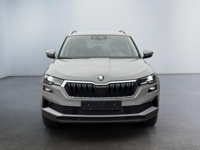 Skoda Karoq Extra Plus 2,0 TDI DSG 2Zoklima 2xEinparkhilfe AHK Kamera Sitzheizung beheiztes Lenkrad 