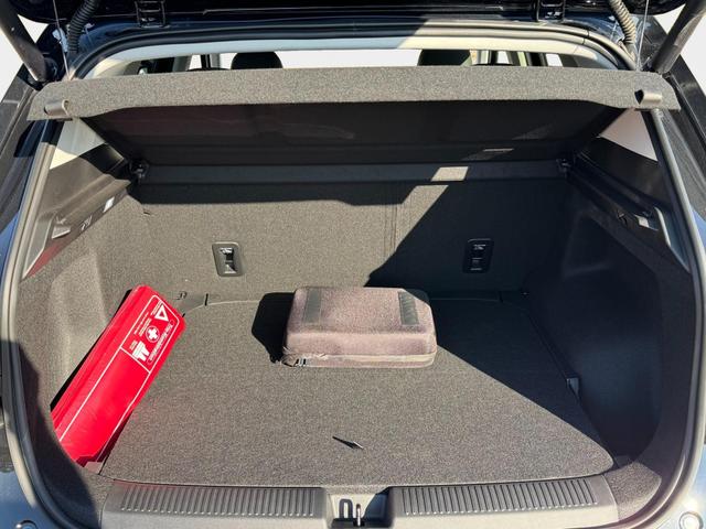MG S5 EV Luxury Long Range 64 kWh Android Auto Navi SHZ 360&deg; Keyless E-Heck ACC 