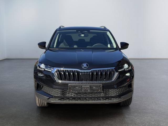 Skoda Karoq Extra Plus 1,5 TSI DSG 2Zoklima 2xEinparkhilfe AHK Kamera Sitzheizung beheiztes Lenkrad 