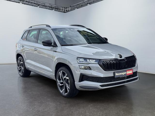 Skoda Karoq - Sportline 2,0 TSI 4x4 DSG 2ZKlimaautomatik Canton Anh&auml;ngerkupplung Totewinkel Assistent 2 x Einparkhilfe Kamera 19 Zoll Felgen adaptiver Tempomat 5J Garantie