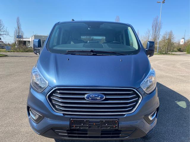 Ford Tourneo Custom - L1 Titanium X 150 mHEV 8 Sitz Klima Vor+Hint PDC Temp SHZ LMF Kamera NAVI Leder AHK 230V