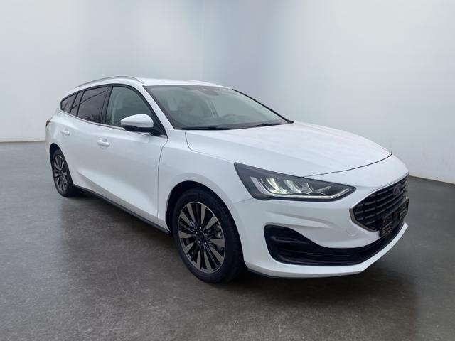 Lagerfahrzeug Ford Focus Turnier - 1,0 EB AT Titanium X PDC DAP Kam WiPa Navi LED 5JG